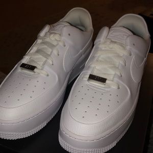 White AF1 Sage low
